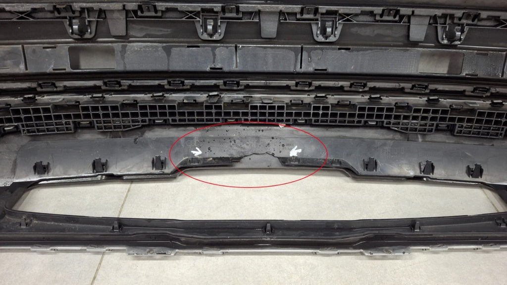 Zadnji branik Audi SQ8 Q8 4M8 19-23