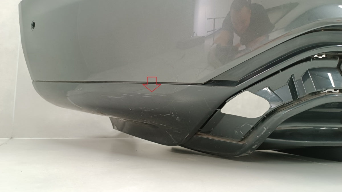 Zadnji branik Audi GT E-TRON 4J3 21-