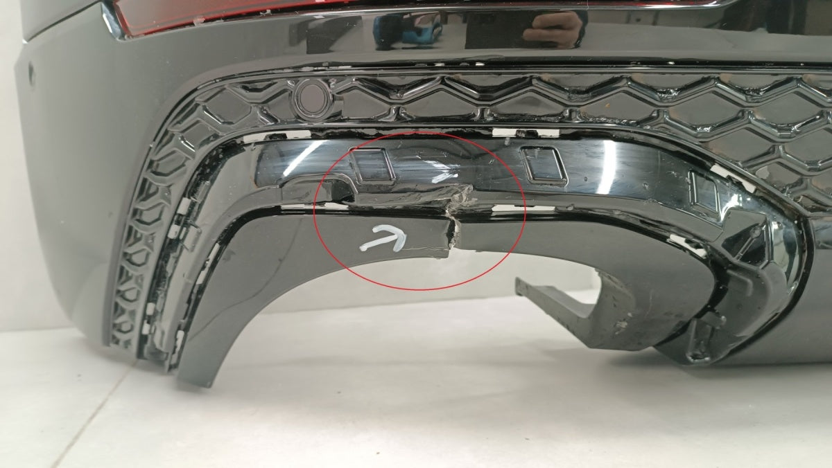 Zadnji branik Audi RSQ 8 Performance 4M8 Lift 23-