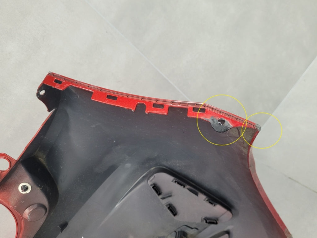 Zadnji branik RENAULT CLIO V 5 HB E TECH LIFT 23- /+LED