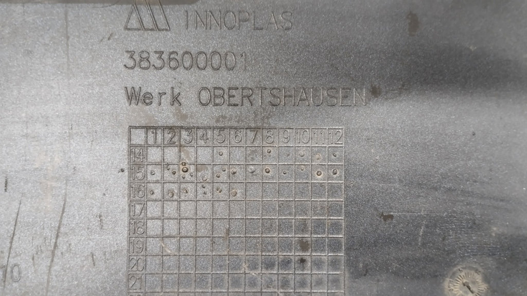Zadnji branik BMW 1 F20 F21 M-paket Lift 15-18 / + belka-ślizg