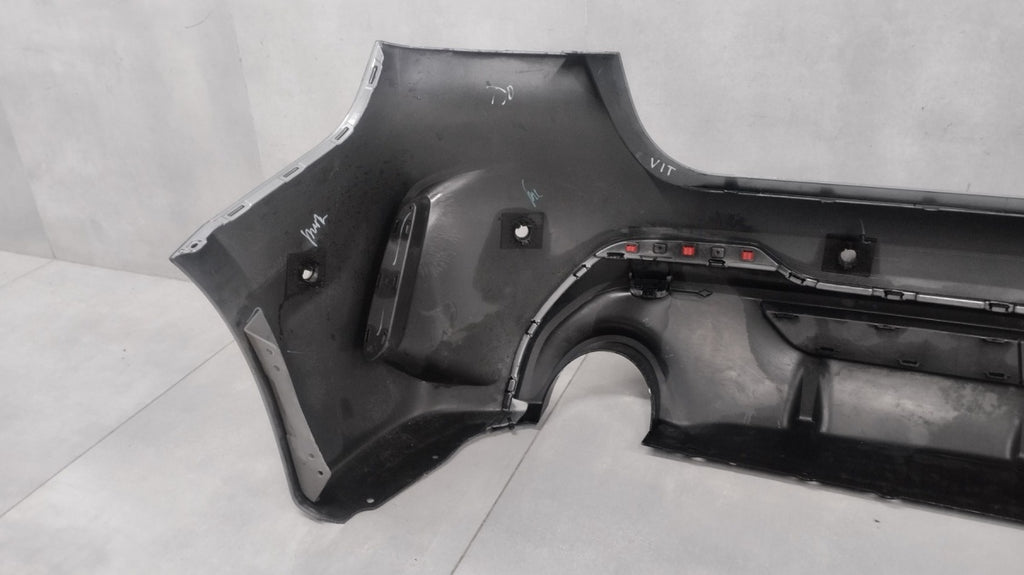 Zadnji branik BMW 1 F40 M-paket / M135i 19- / ŚLIZG