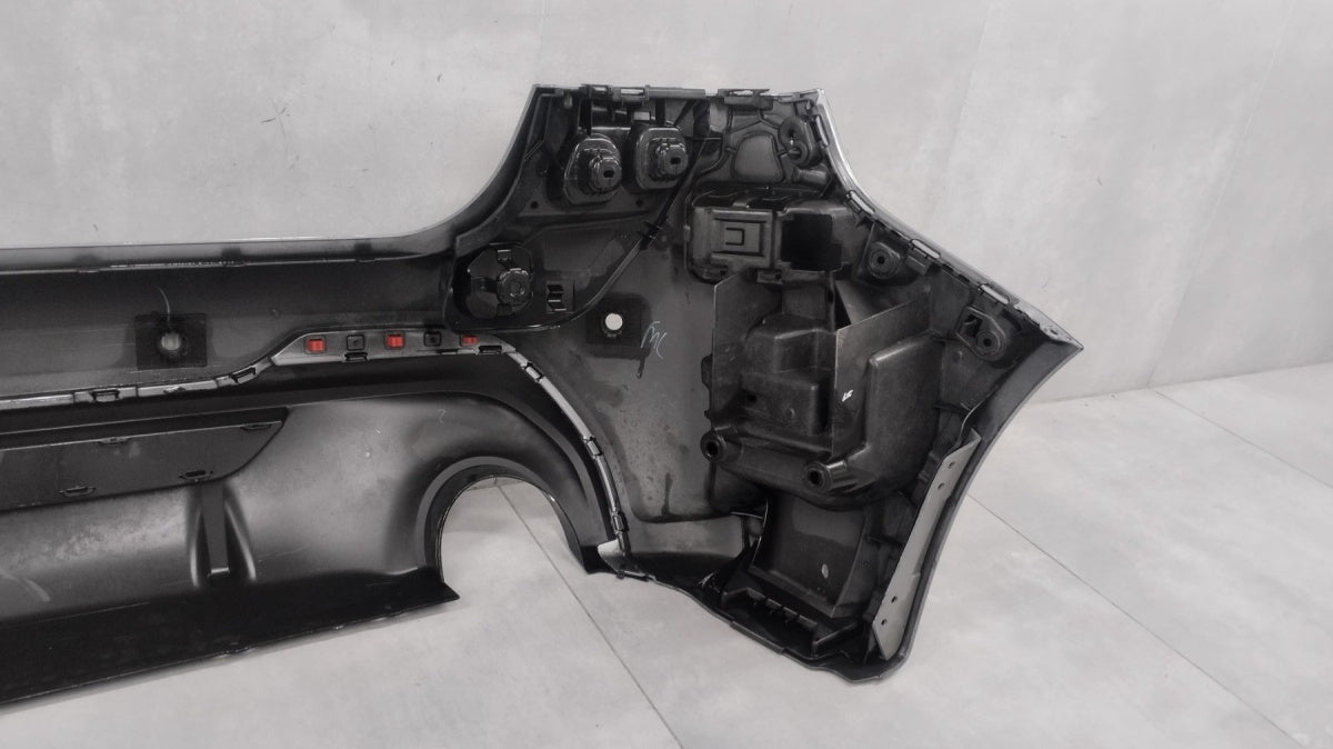 Zadnji branik BMW 1 F40 M-paket / M135i 19- / ŚLIZG