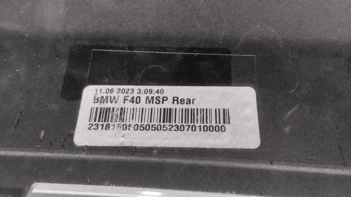 Zadnji branik BMW 1 F40 M-paket / M135i 19- / ŚLIZG