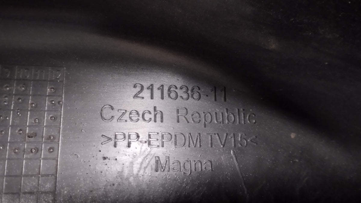 Zadnji branik BMW 1 F40 M-paket / M135i 19- / ŚLIZG