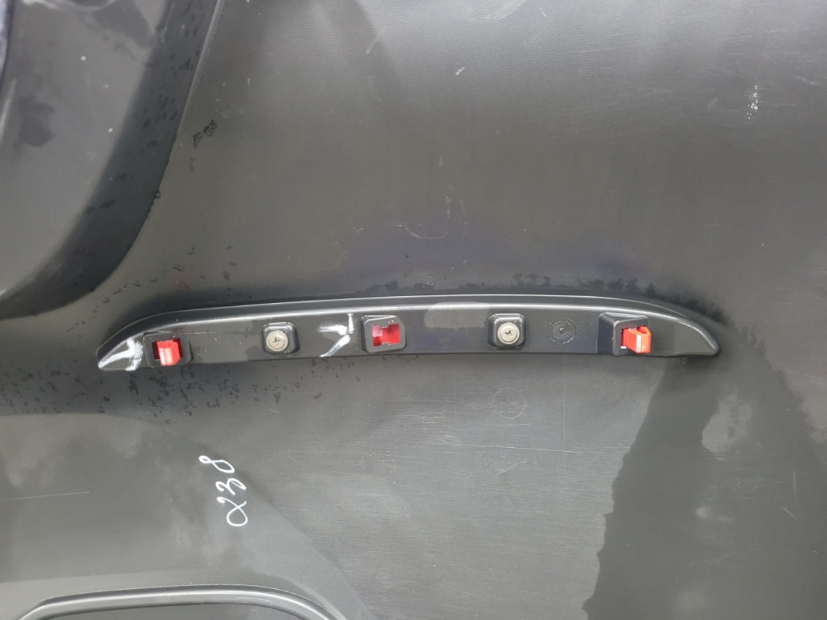 Zadnji branik BMW 1 F40 19-
