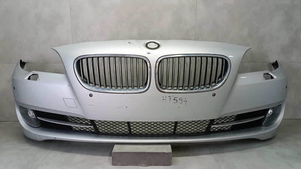 Prednji branik BMW 5 F10 F11 10-13