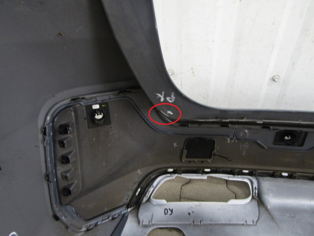Zadnji branik BMW X1 U11 M-paket 22-