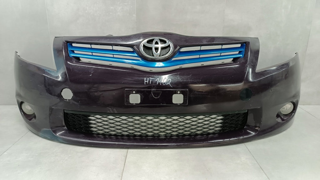 Prednji branik Toyota Auris 1 I Lift 09-13 /+ maglenke