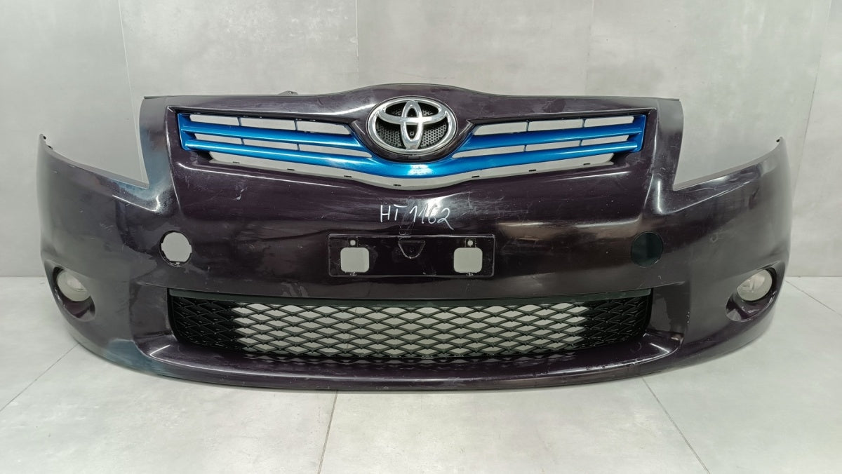 Prednji branik Toyota Auris 1 I Lift 09-13 /+ maglenke