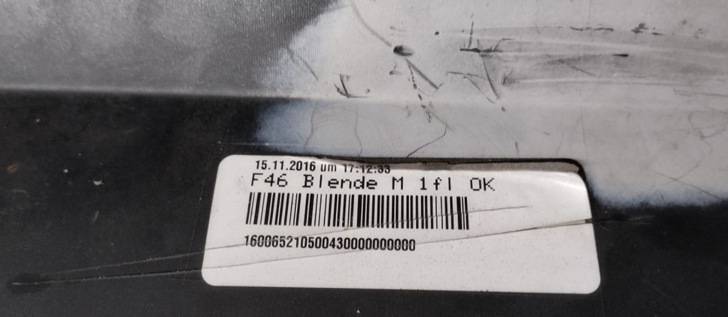 Zadnji branik BMW 2 F46 M-paket Gran Tourer 14-18 / ŚLIZGI KOMPL.