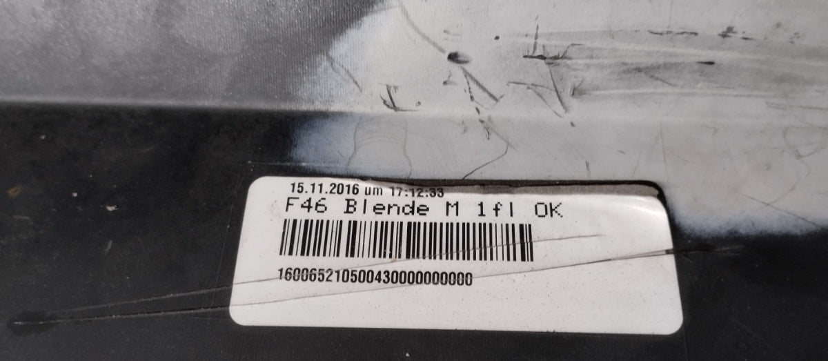 Zadnji branik BMW 2 F46 M-paket Gran Tourer 14-18 / ŚLIZGI KOMPL.