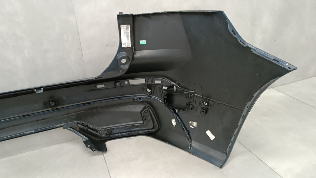 Zadnji branik Volvo XC60 2 II R-Design Lift 21-