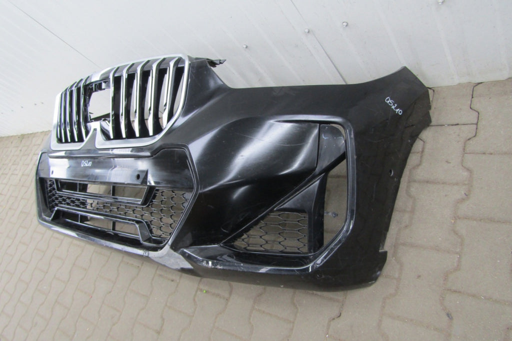 Prednji branik BMW X1 U11 M paket 22-