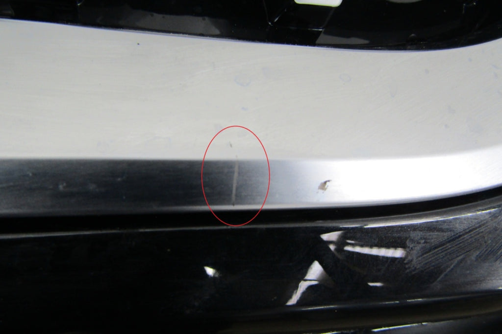 Prednji branik BMW X1 U11 M paket 22-