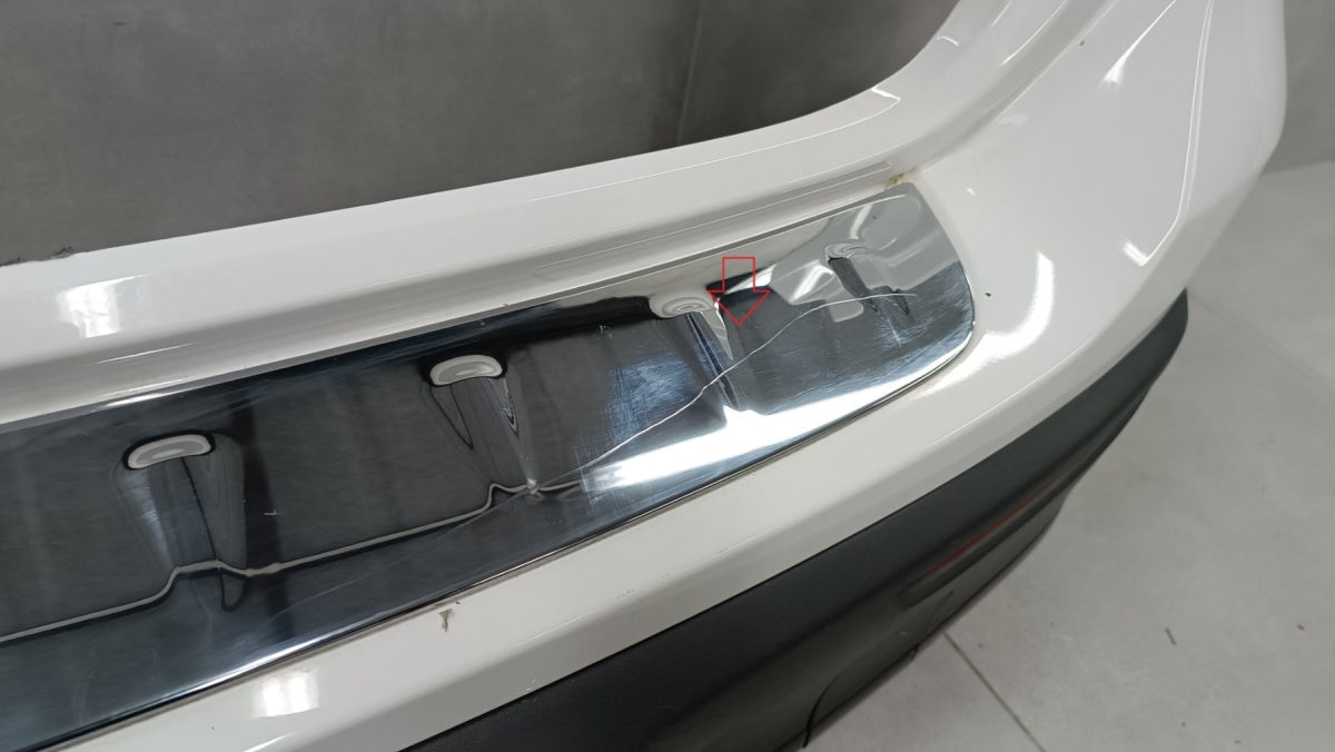 Zadnji branik MERCEDES EQA H243 W243 AMG 21-