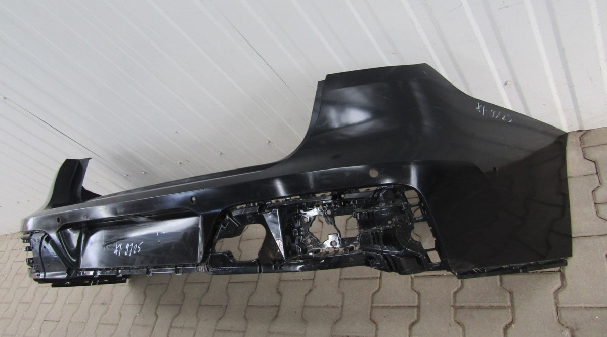 Zadnji branik BMW 7 G70 M paket 2022-