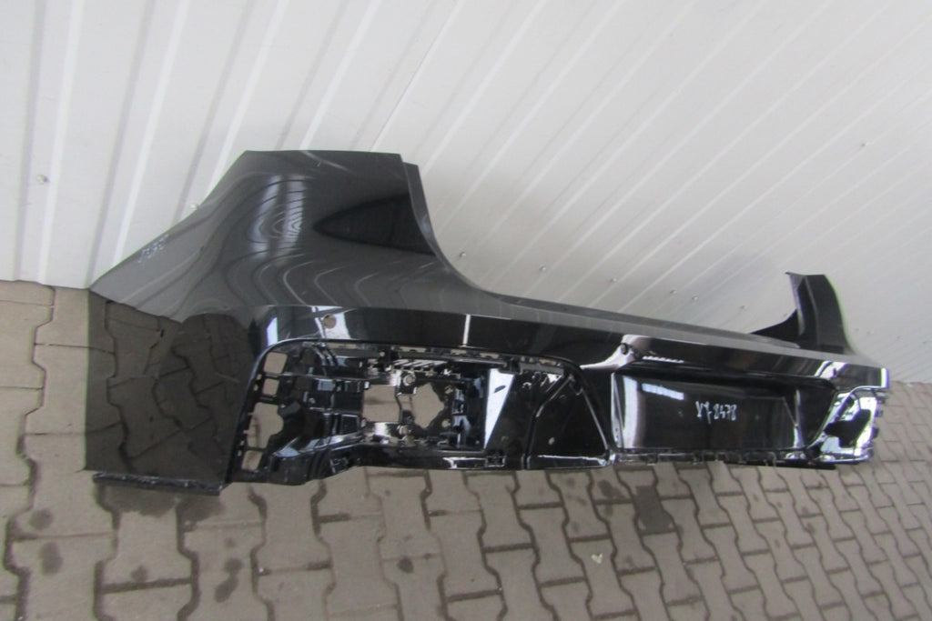 Zadnji branik BMW 7 G70 M paket 2022-
