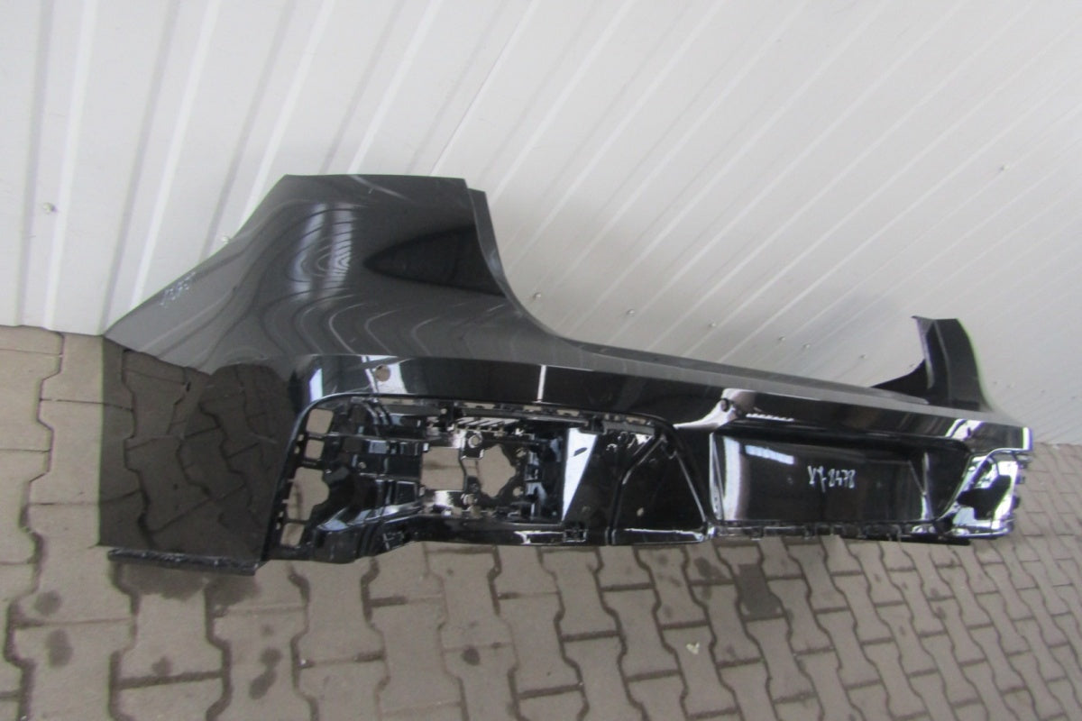 Zadnji branik BMW 7 G70 M paket 2022-