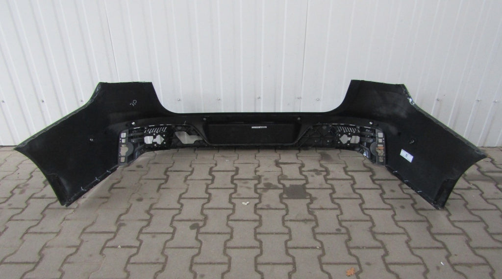 Zadnji branik BMW 7 G70 M paket 2022-