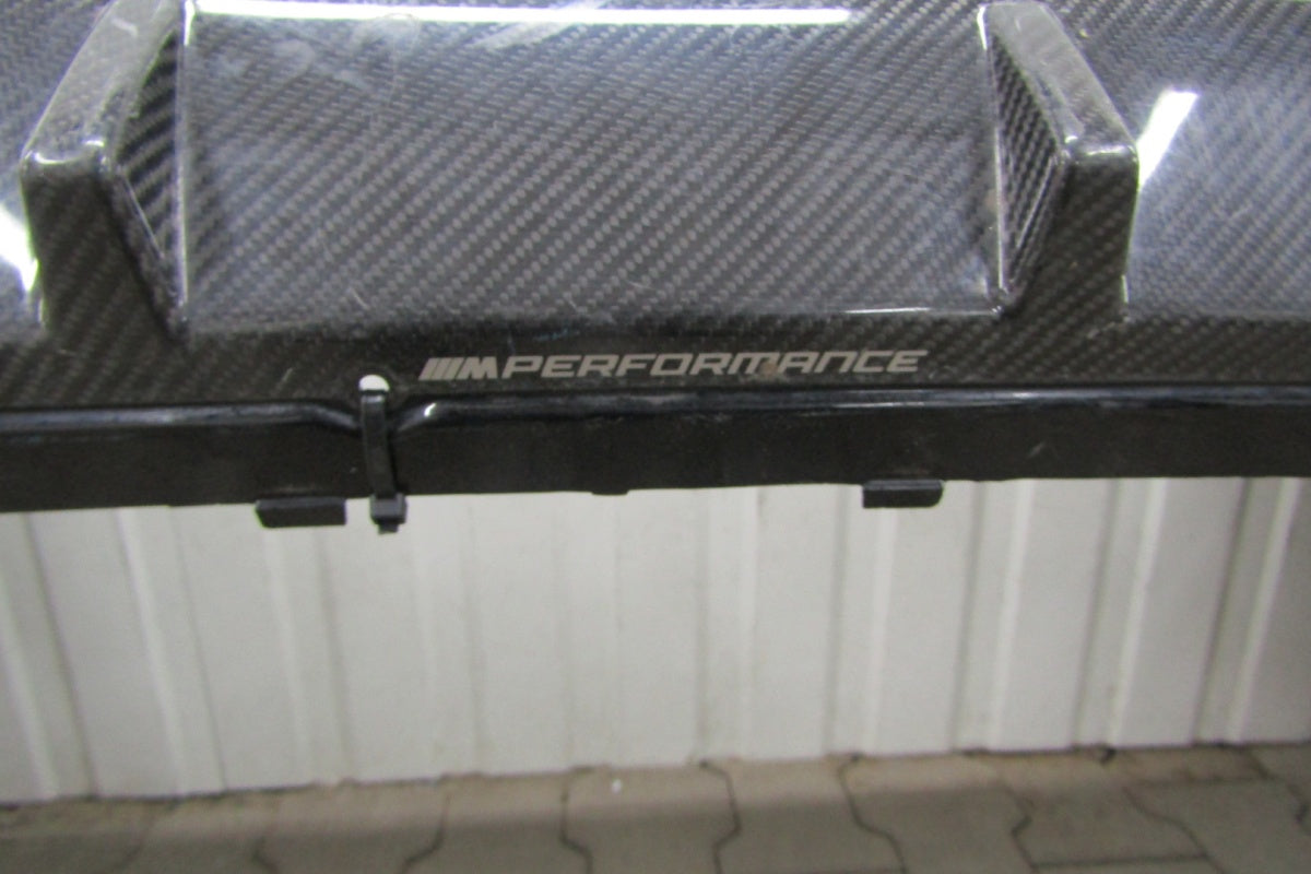 Zadnji branik BMW i4 4 G26 M Performance Karbon 21-
