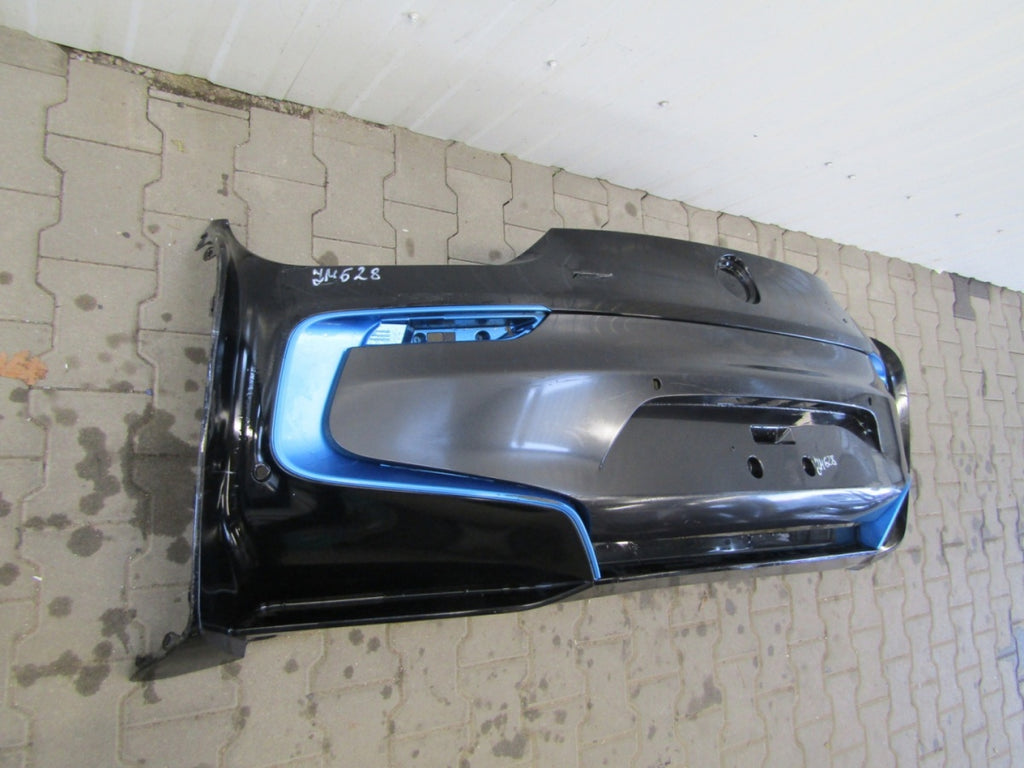 Zadnji branik BMW i8