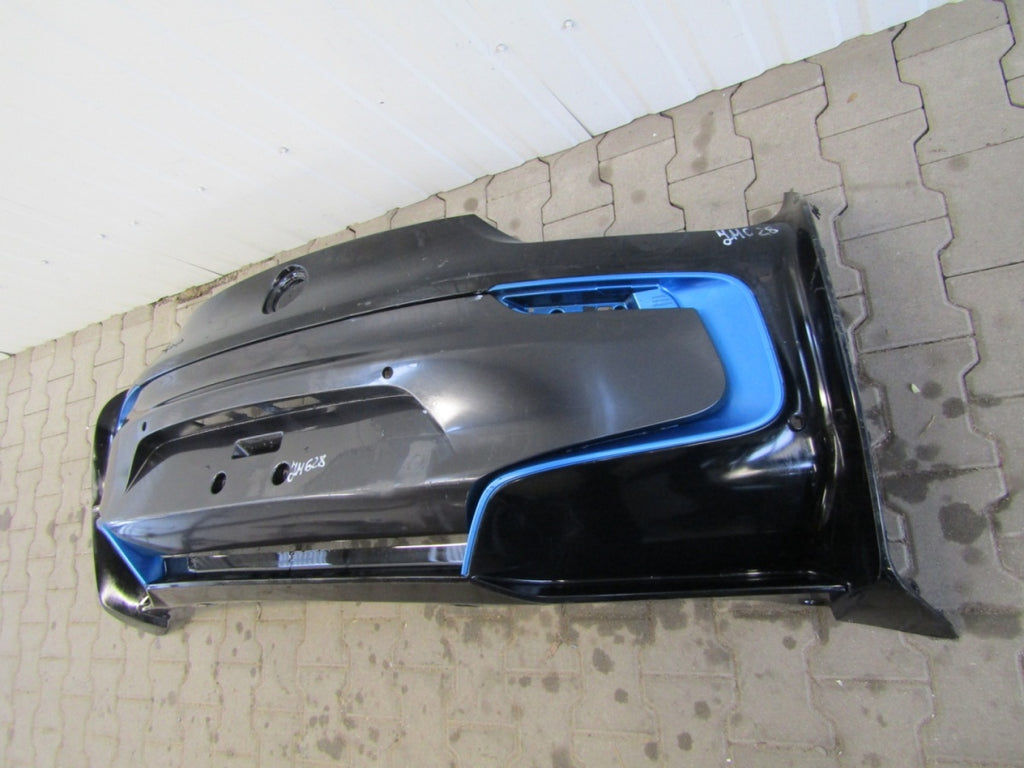 Zadnji branik BMW i8
