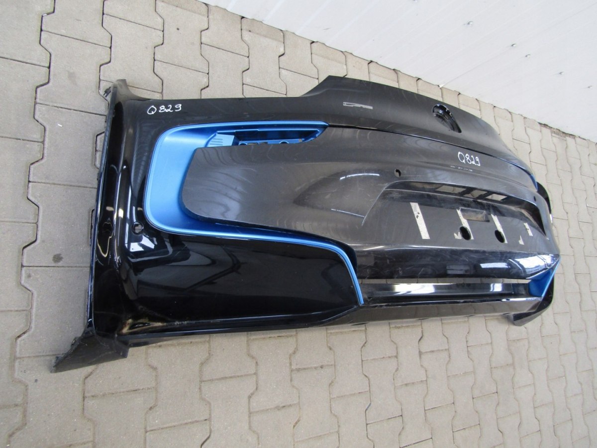 Zadnji branik BMW i8