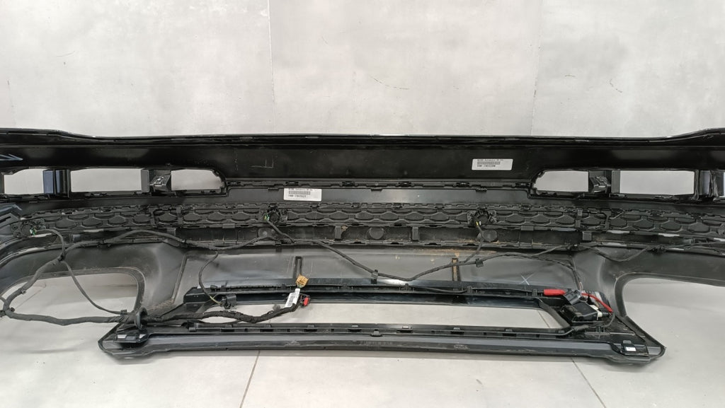 Zadnji branik AUDI SQ7 II LIFT 6xPDC 24-/+ wiązka
