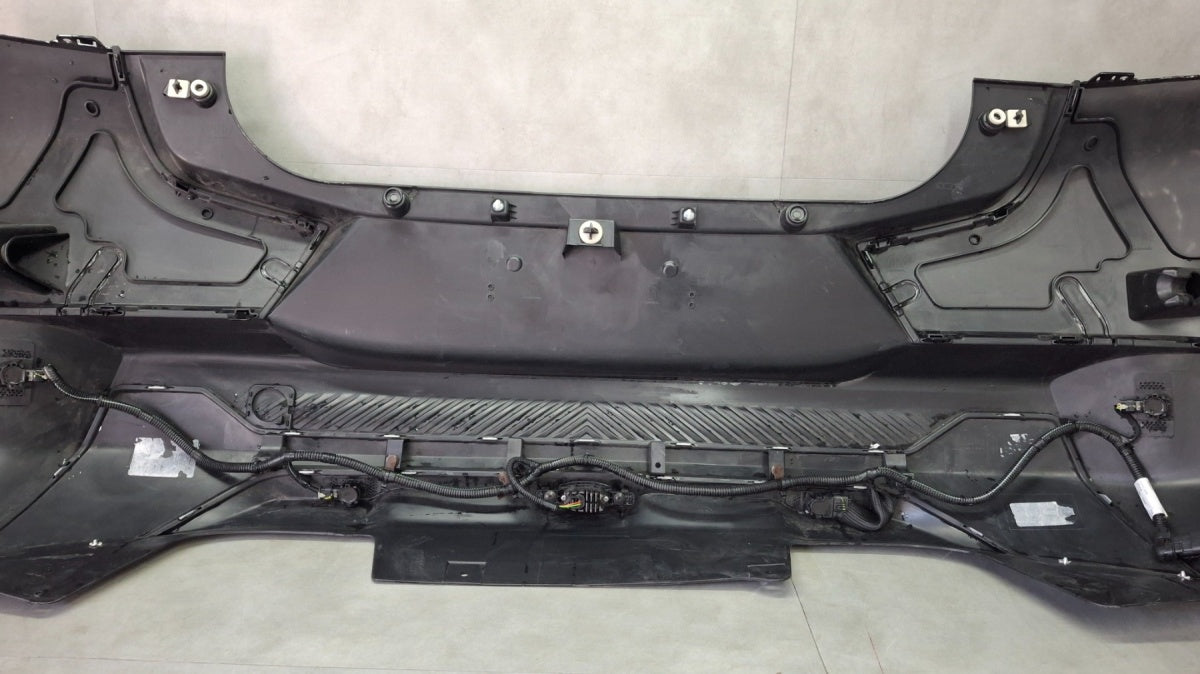 Zadnji branik Citroën C3 E-C3 IV 23- / + PDC + wiązka