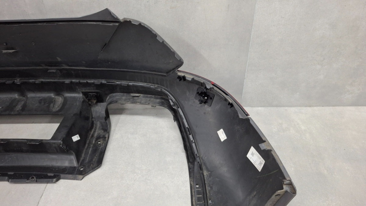 Zadnji branik Cupra Formentor 5FF 20-24
