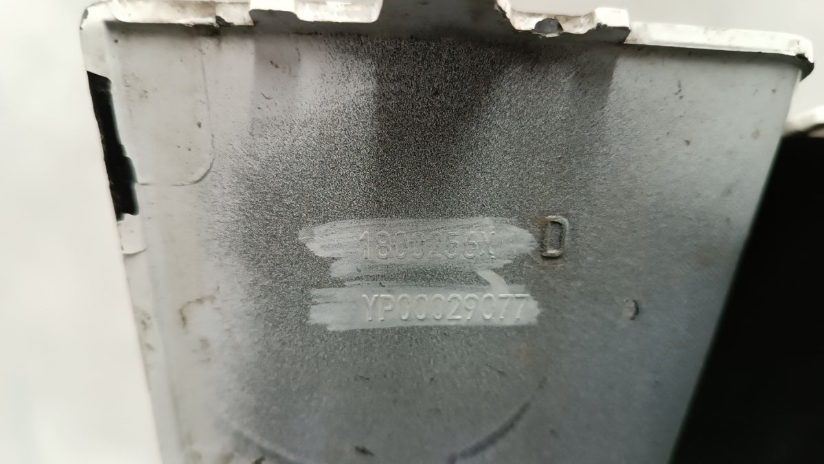 Zadnji branik Opel Grandland X Lift 21-24