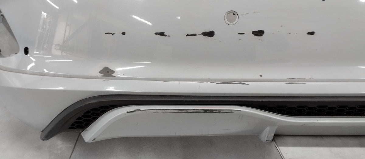 Zadnji branik Ford Fiesta MK8 VIII St 17-