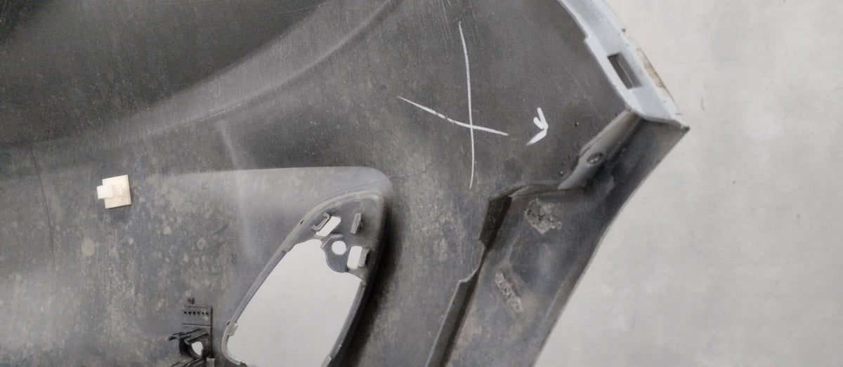 Zadnji branik Ford Fiesta MK8 VIII St 17-