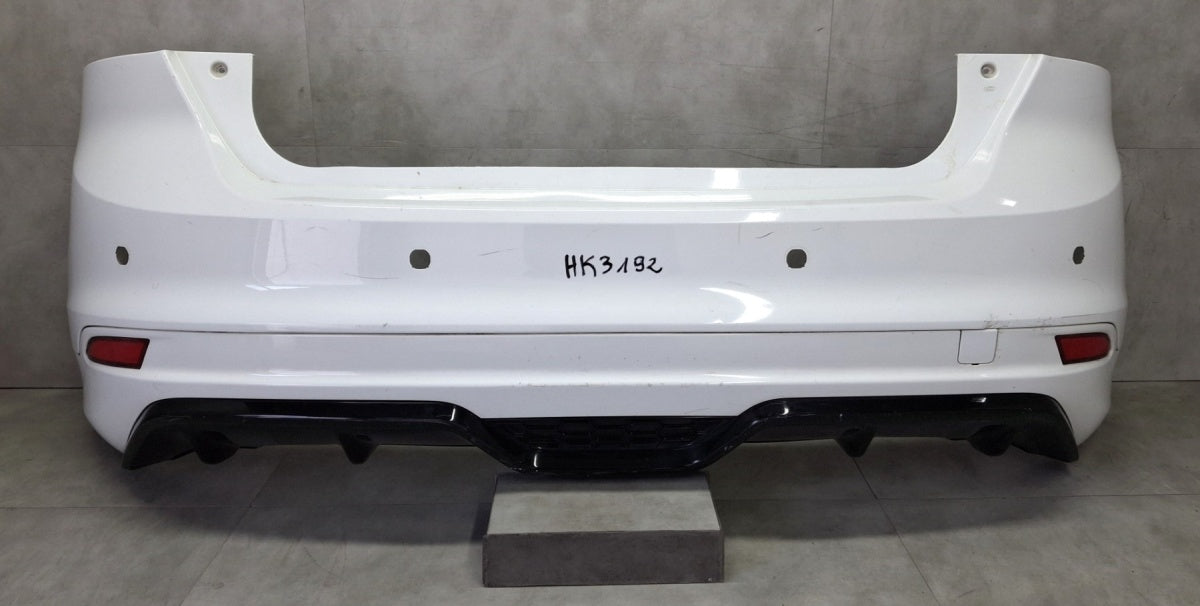 Zadnji branik Ford Focus MK3 ST LINE HB 10-13