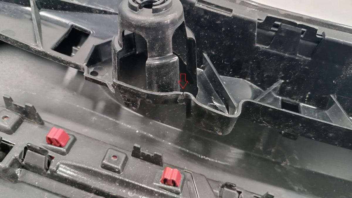 Zadnji branik Bmw IX G08 Lift M paket 21-