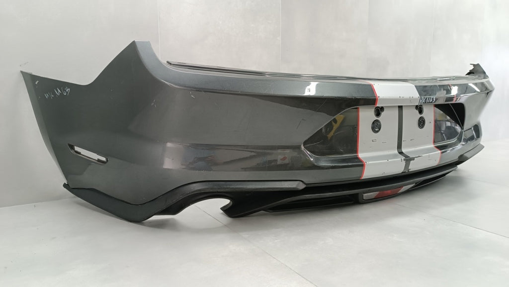 Zadnji branik Ford Mustang VI LIFT 18-22 / + lampa
