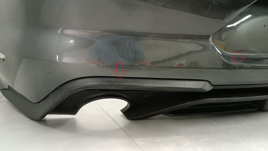 Zadnji branik Ford Mustang VI LIFT 18-22 / + lampa