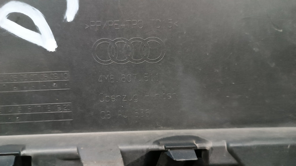 Zadnji branik Audi Q8 S LINE S-Line 4M8 18-