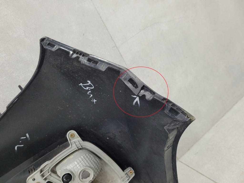 Zadnji branik Kia Picanto 3 III 17-20 RHD / + svjetla