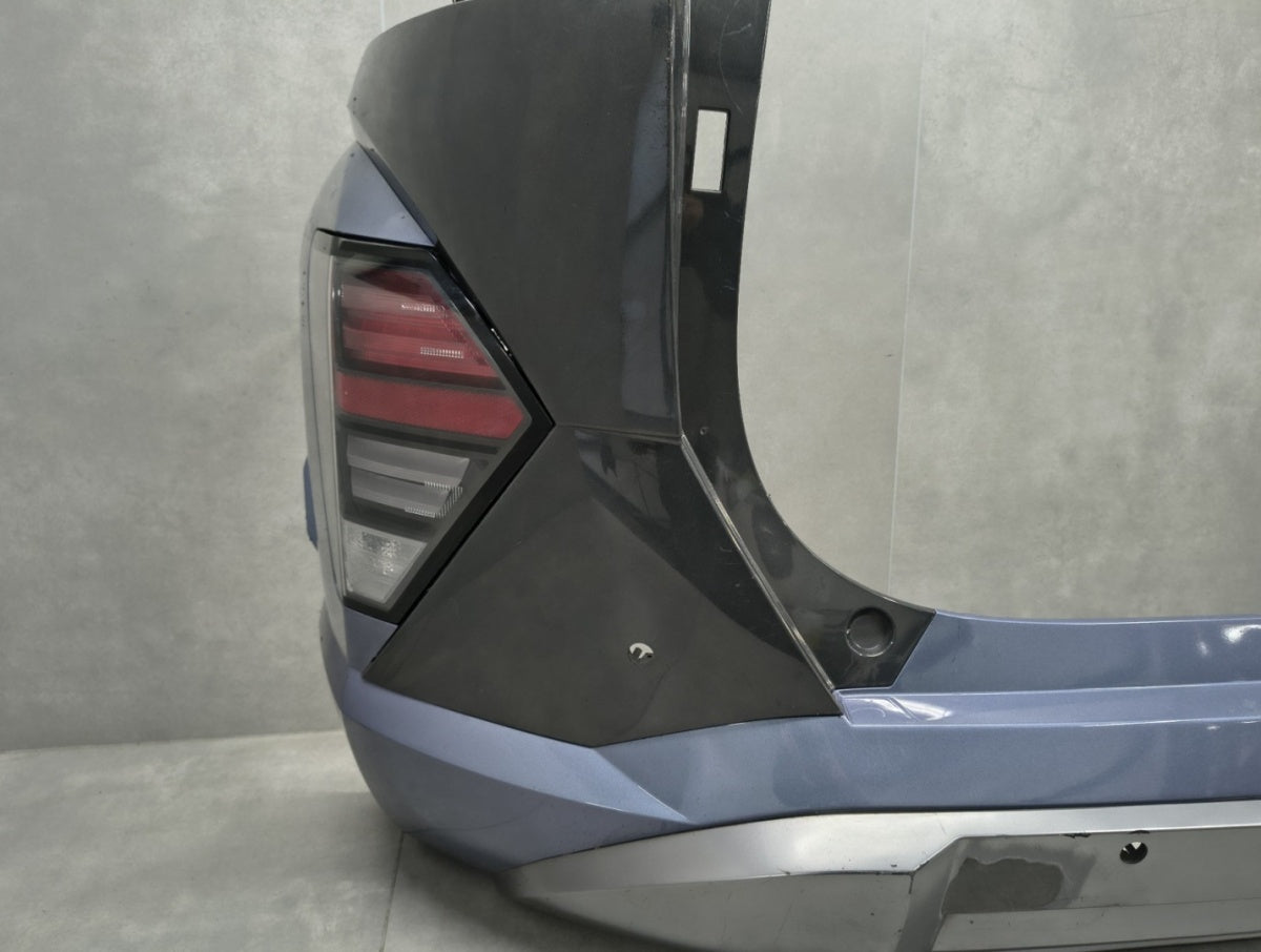 Zadnji branik Hyundai Kona 2 II 22- / + lampki