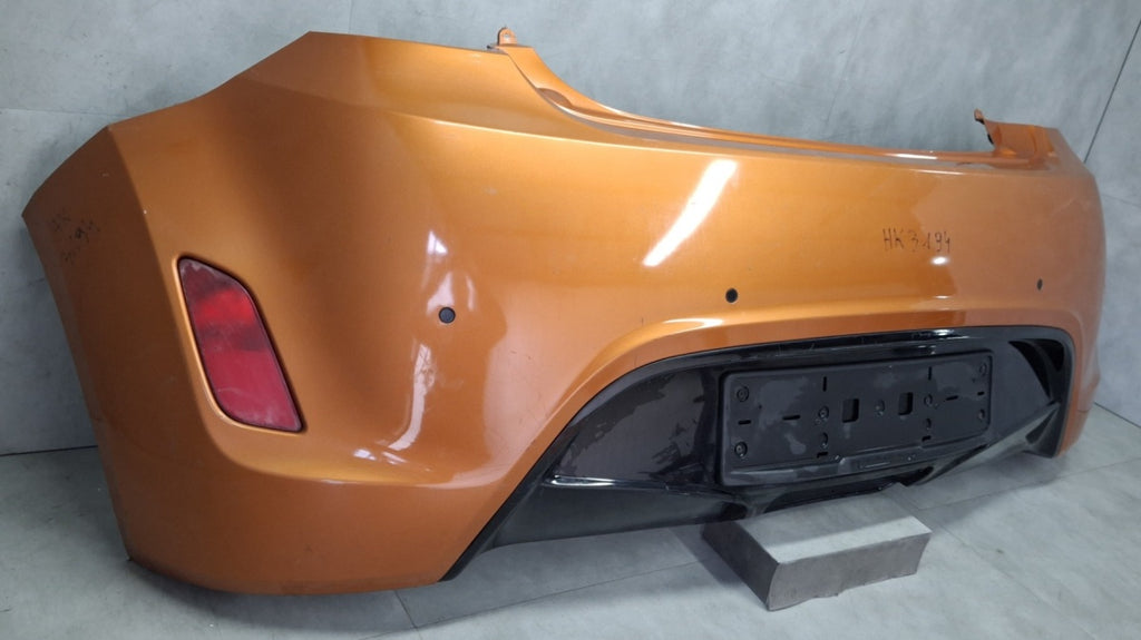 Zadnji branik Hyundai Veloster 1 I 11-17 / + 4 PDC + lampki