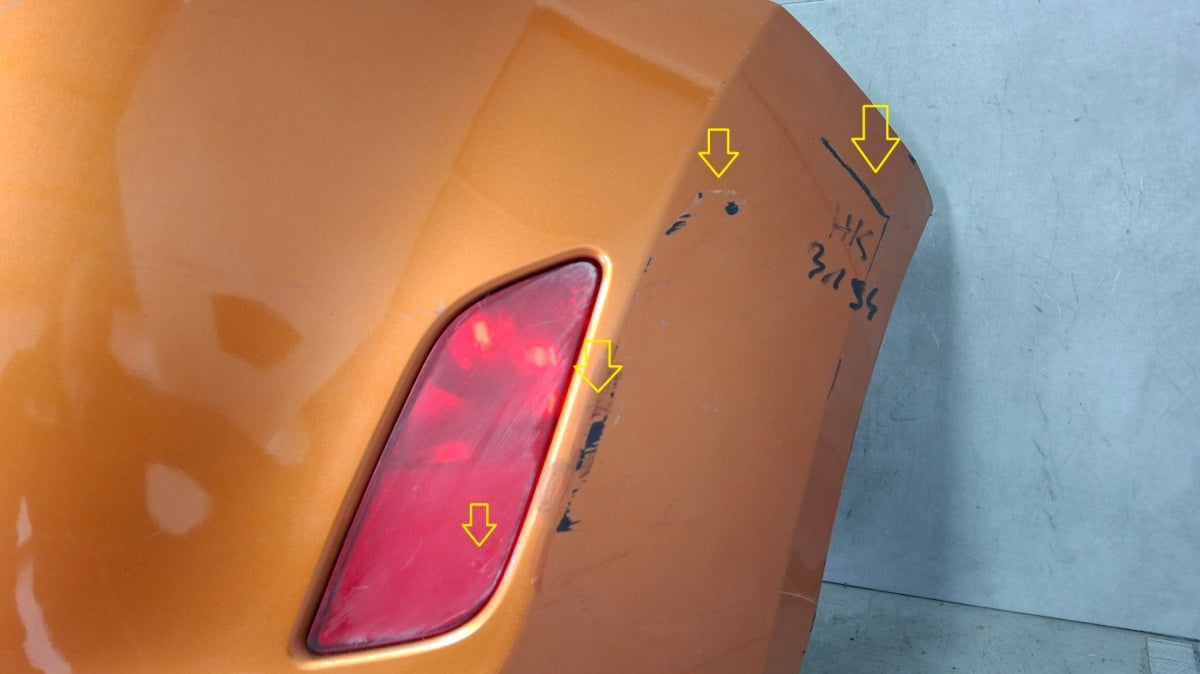 Zadnji branik Hyundai Veloster 1 I 11-17 / + 4 PDC + lampki