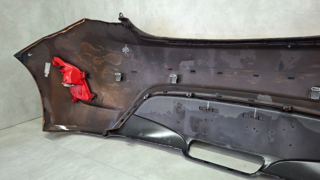 Zadnji branik Hyundai Veloster 1 I 11-17 / + 4 PDC + lampki