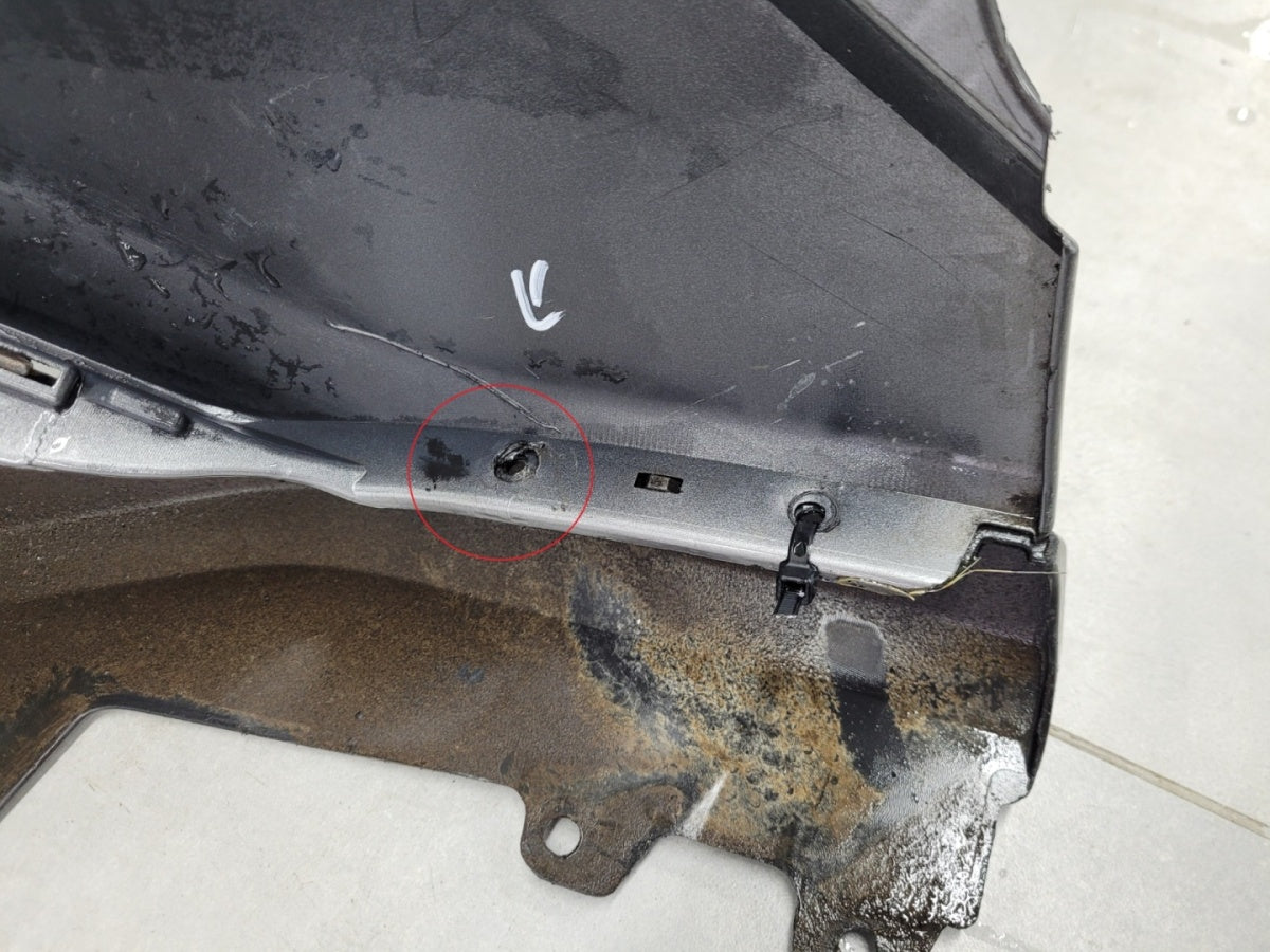Zadnji branik Toyota BZ4X 22-