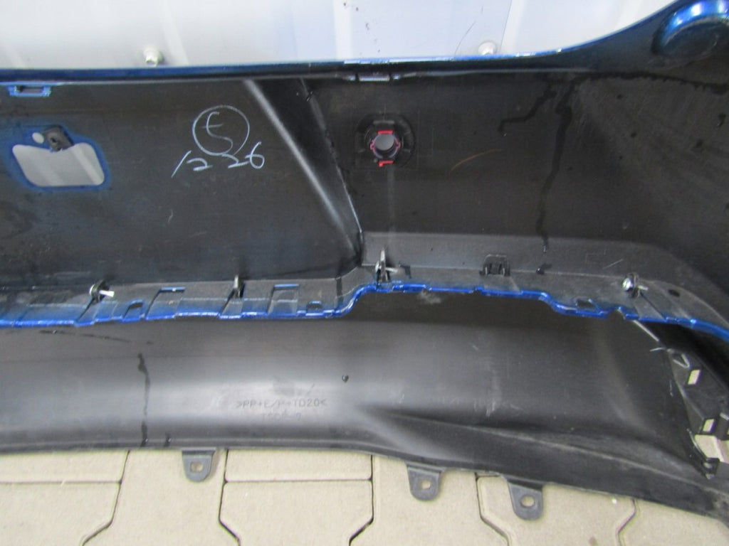 Zadnji branik LEXUS UX 18-
