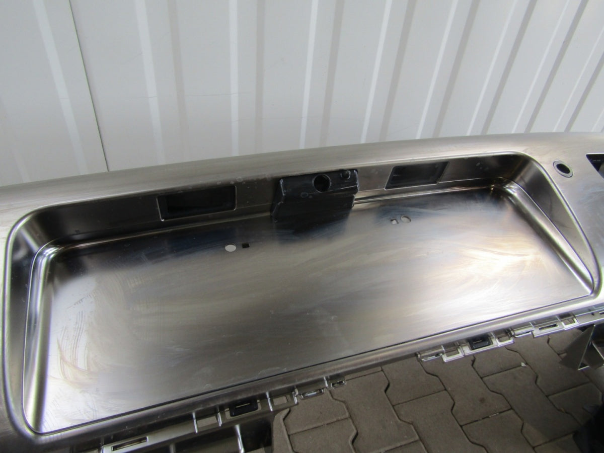 Zadnji branik Land Range Rover Defender (Blacha) 20-