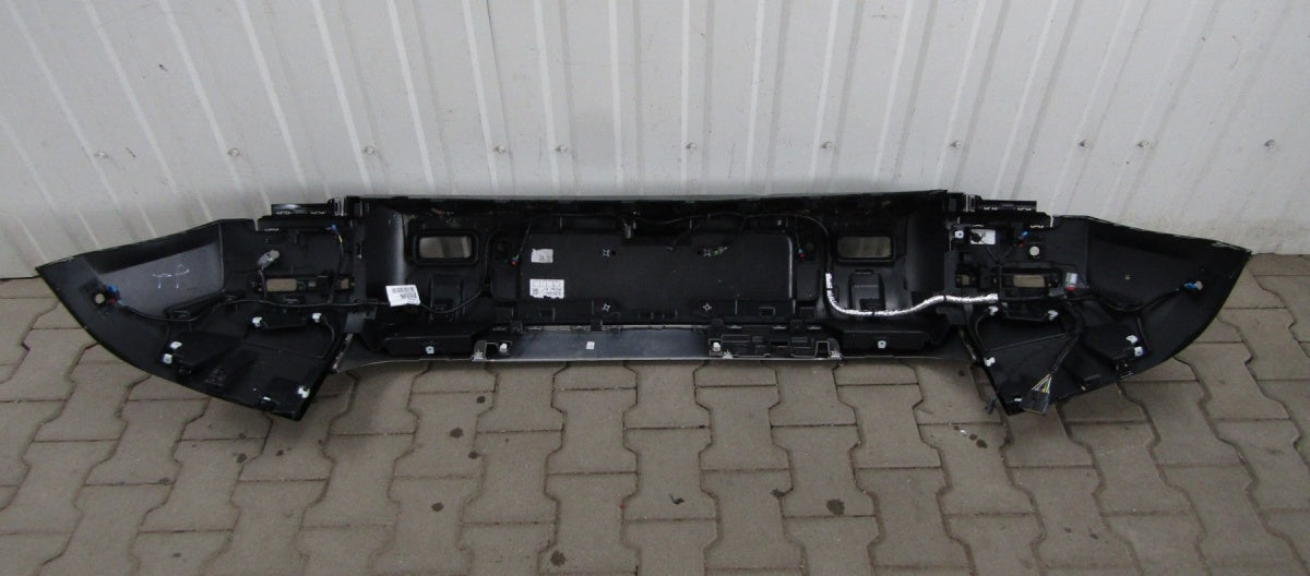 Zadnji branik Land Rover Defender II 20-