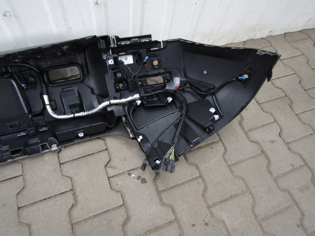 Zadnji branik Land Rover Defender II 20-