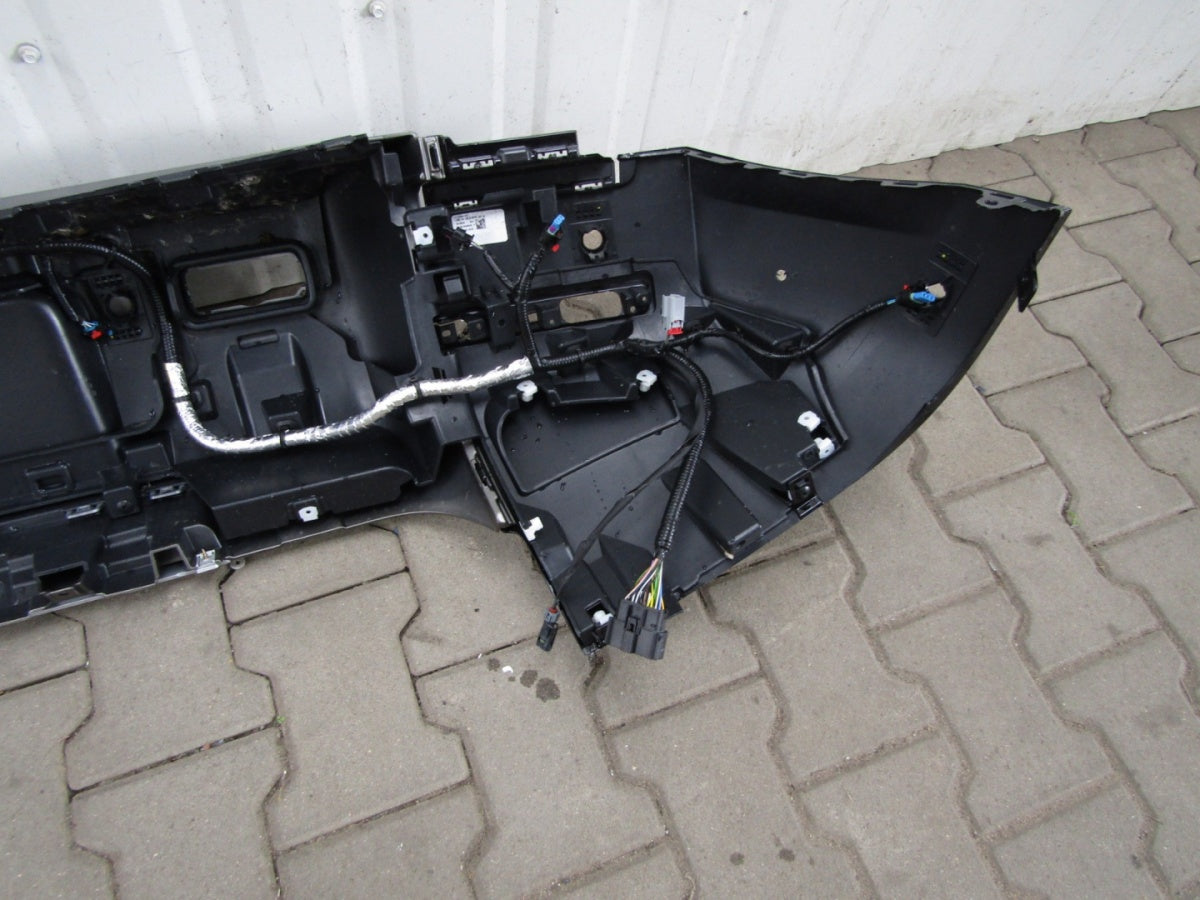 Zadnji branik Land Rover Defender II 20-